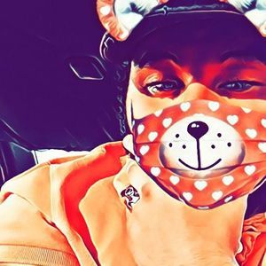 Meet your Posher, Dustin